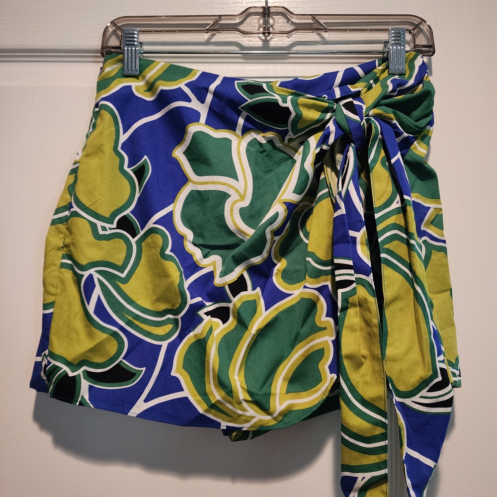 NWOT Zara Blue and Green Floral Wrap Skort